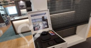 Comfortabele & kindvriendelijke bediening showroom, elektrische bediening