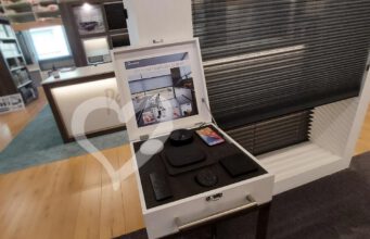 Comfortabele & kindvriendelijke bediening showroom, elektrische bediening